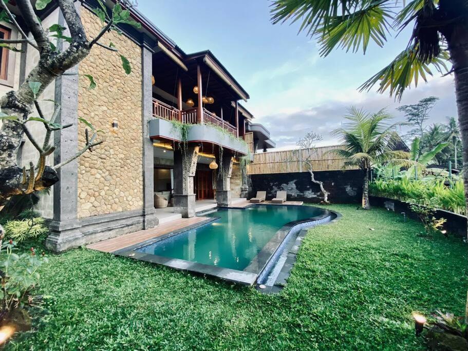 Villa Dewa Dewi 2 อูบุด ภายนอก รูปภาพ