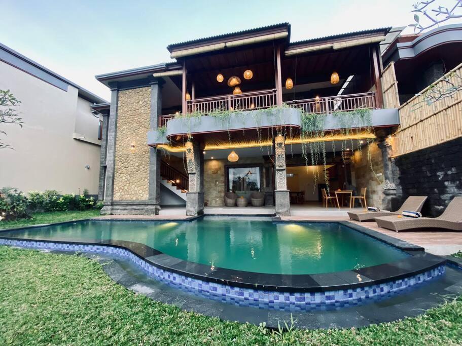 Villa Dewa Dewi 2 อูบุด ภายนอก รูปภาพ